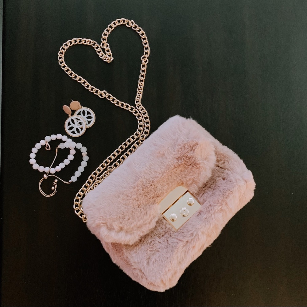 Dusty Pink Crossbody 👛 🎀